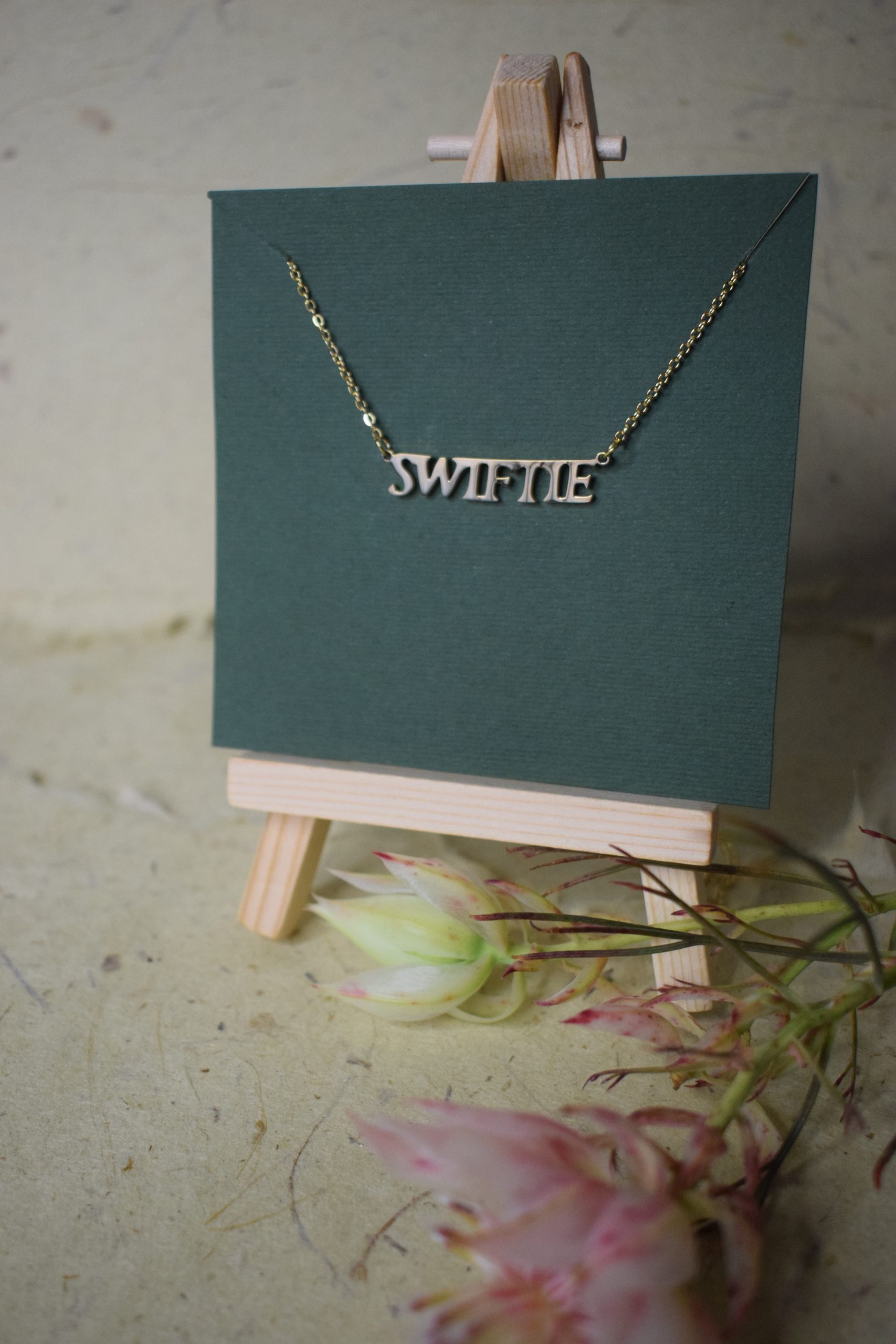 Swifty Necklace