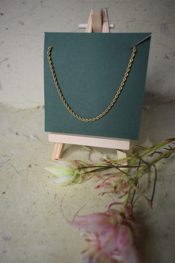 Let’s Twist Again Necklace