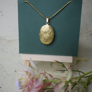 Memories Follow You Around Necklace