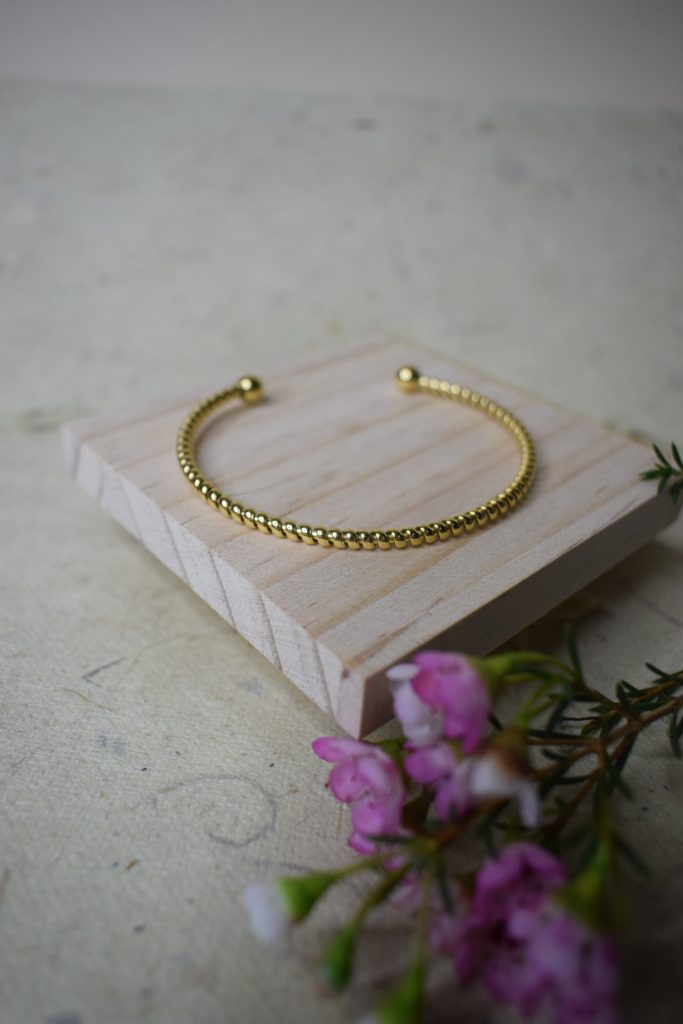 Let’s Twist Again Cuff