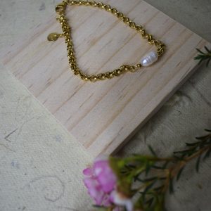 Pearl On Sleeve Bracelet